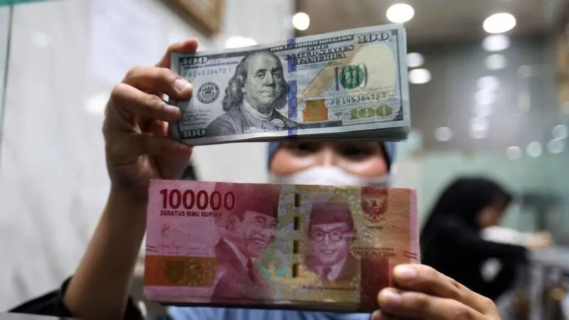 Dolar AS Sentuh Rp 17.855