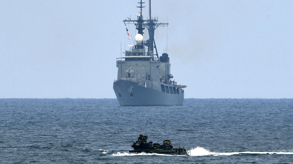 Militer AS Serang Kapal Diduga Pengangkut Narkoba di Samudera Pasifik
